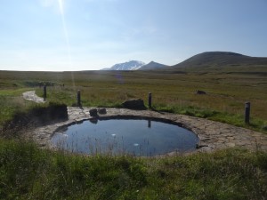 Der wunderbare Pool beim Highlandhostel Laugarfell. 01.09.2015